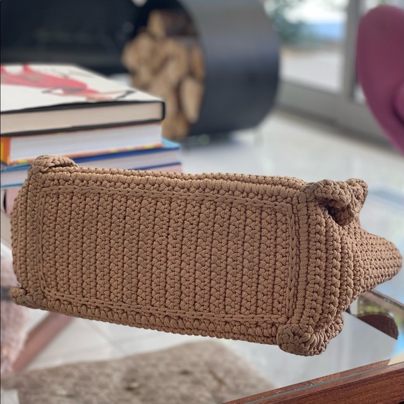 One and Only Crochet Ring Handle Tote once owned by @taramilktea ⭐️ Caramel - Picture 12 of 13